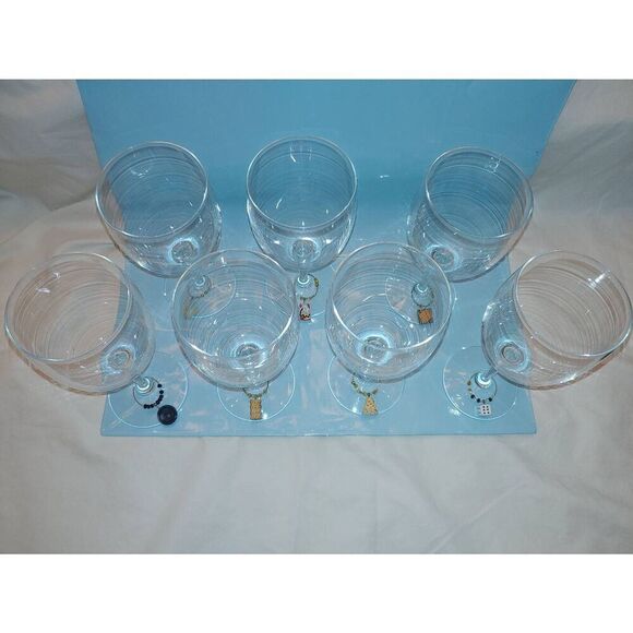 Set Of 7 Wine Glasses With Charms - Picture 4 of 7